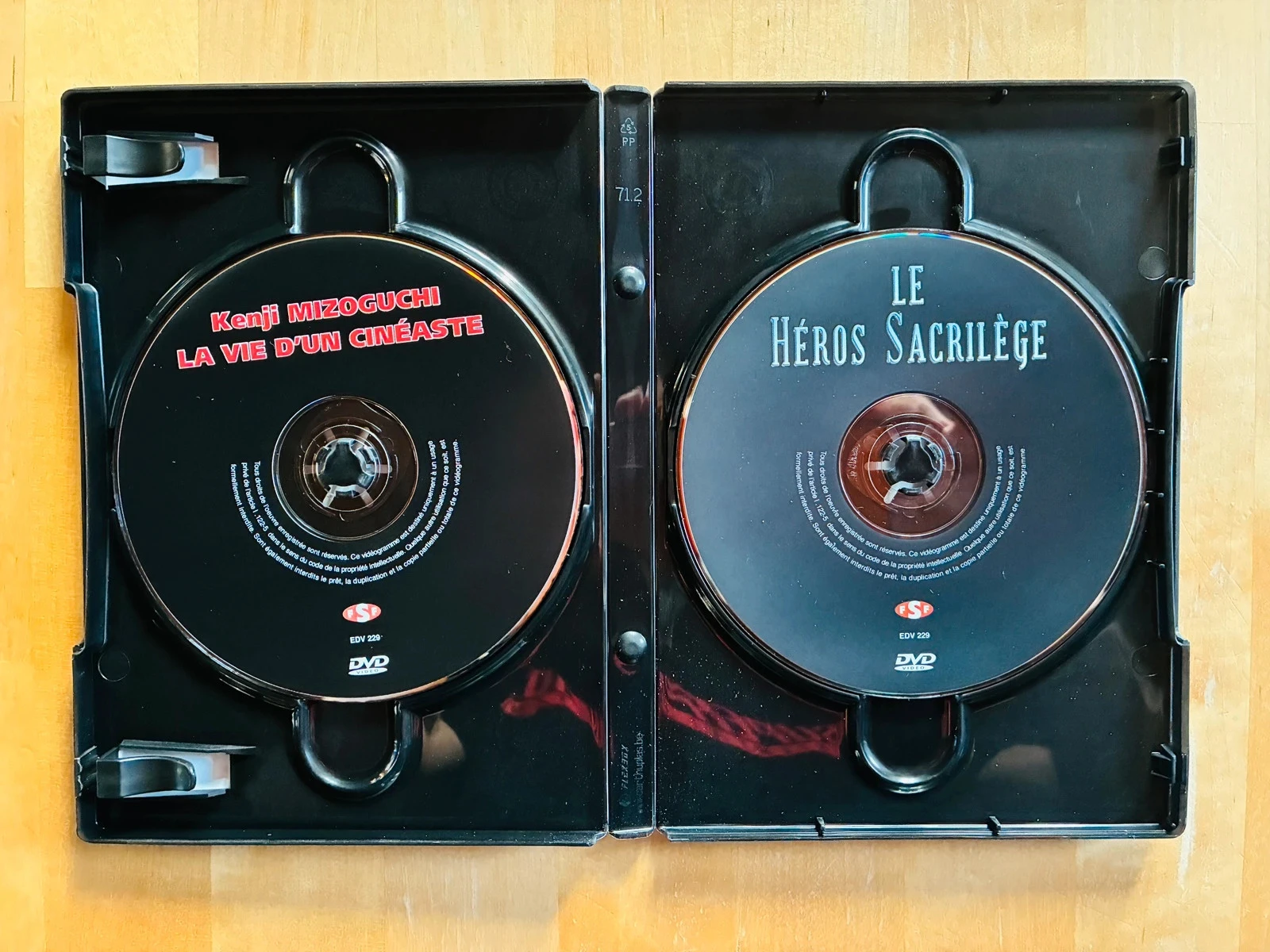 DVD De heiligschennende held van Kenji Mizoguchi collector's editie. – photo 2